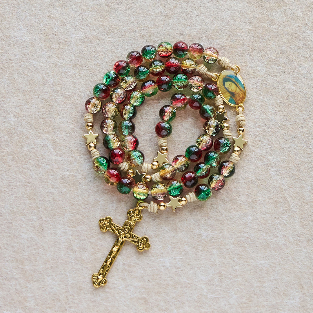 Christianartworkshop Regalo di Natale: Rosario di perle di vetro natalizio: Medaglia della Madonna di Guadalupe e Crocifisso dorato - image 11