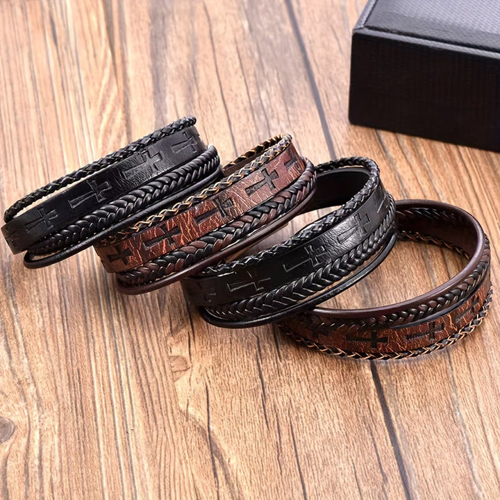 Bracciale con croce in pelle intrecciata di Christianartworkshop: una dichiarazione di fede robusta per la devozione quotidiana - image 5