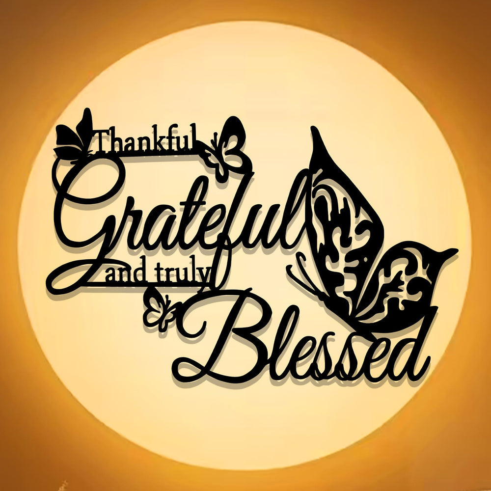 Christianartworkshop Decorazione da parete in metallo a forma di farfalla benedetta e riconoscente: accento di fede riconoscente per la casa - image 1