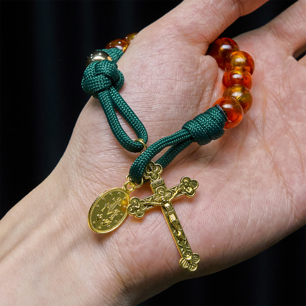 Christianartworkshop Regalo di Natale: Rosario portatile color ambra con benedizione natalizia: la grazia di Maria in ogni nodo - image 1