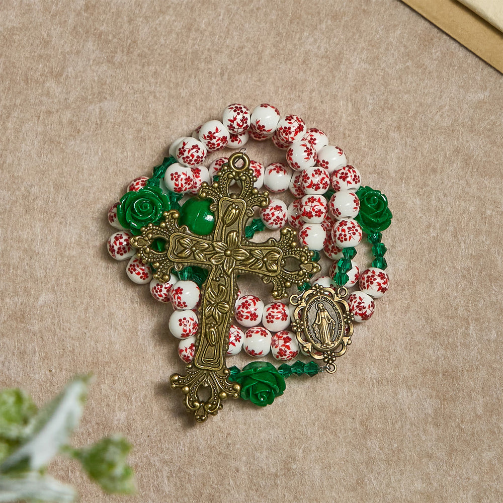 Christianartworkshop Rosario in ceramica con perline floreali rosse e rosa verde: Il giardino dell'amore di Maria - image 1