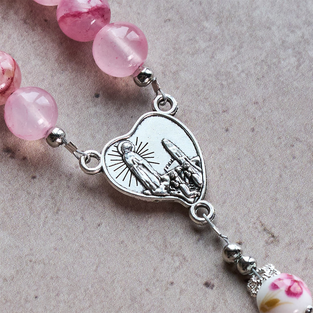 Christianartworkshop Rosario di giada con accento mariano: compagno fedele e viaggio di preghiera - image 7