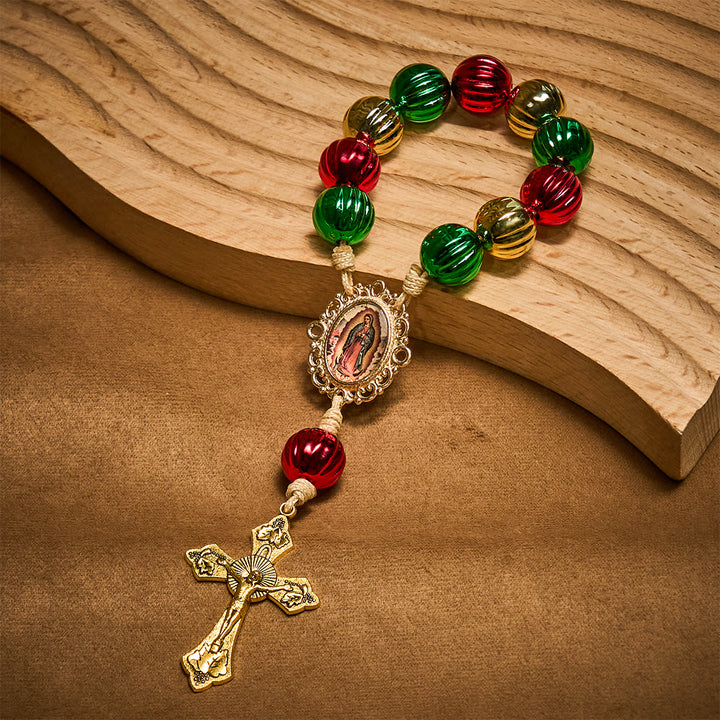 Christianartworkshop Regalo di Natale: Rosario tascabile natalizio e ciondolo per auto: devozione e grazia festiva - image 3