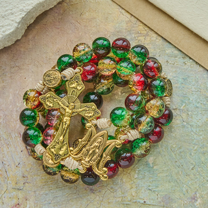 Christianartworkshop Regalo di Natale: Rosario di vetro natalizio con croce: celebrazione fedele e splendore festivo - image 9