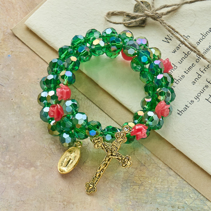 Christianartworkshop Bracciale rosario con cristalli verdi e rosa: devozione e grazia floreale - image 3