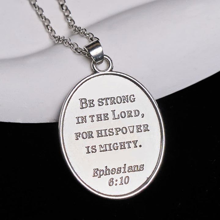 Collana con ciondolo bicolore di San Michele con spada e scudo ovale Christianartworkshop - image 3