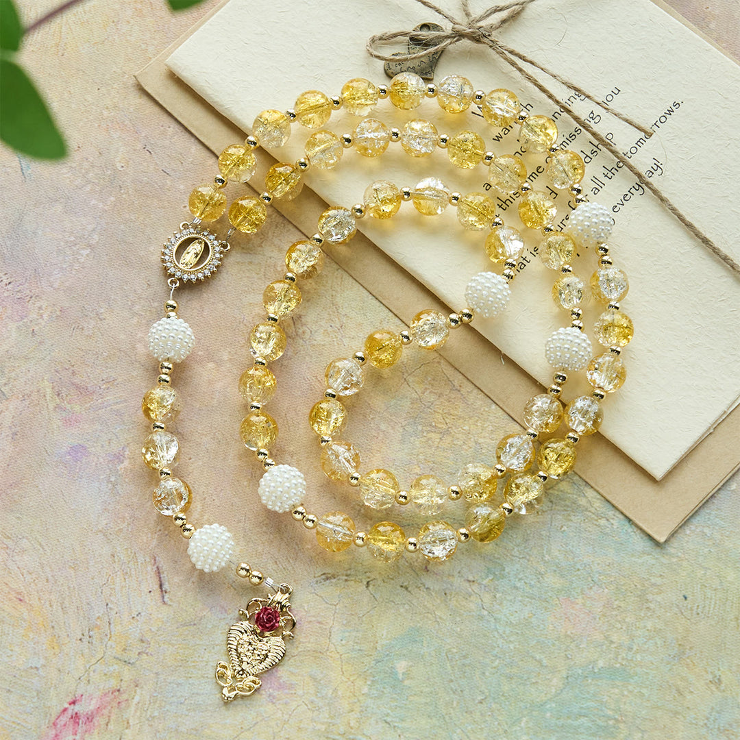 Christianartworkshop Rosario in vetro con la Madonna di Guadalupe: ricordo fedele e bellezza senza tempo - image 4