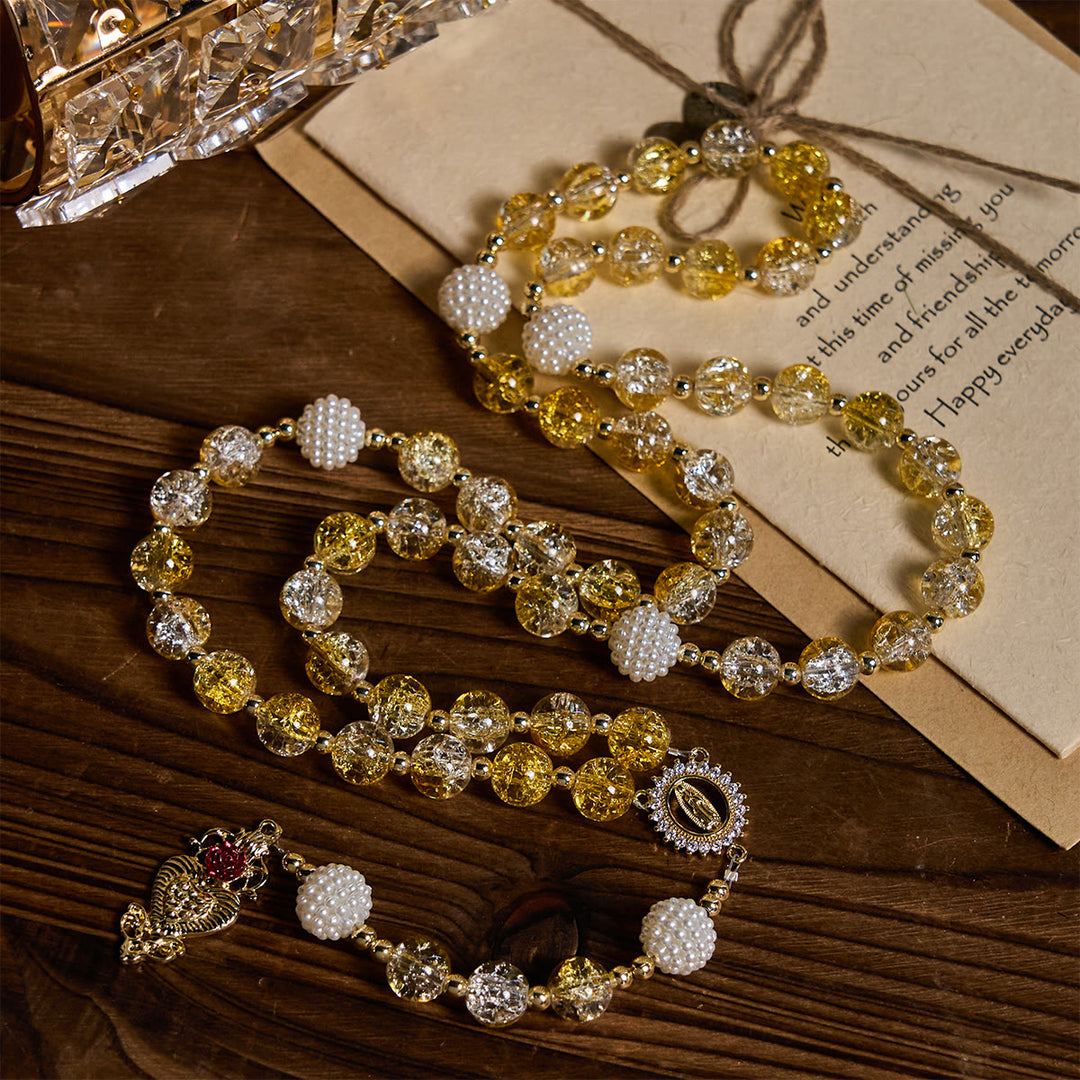 Christianartworkshop Rosario in vetro con la Madonna di Guadalupe: ricordo fedele e bellezza senza tempo - image 3