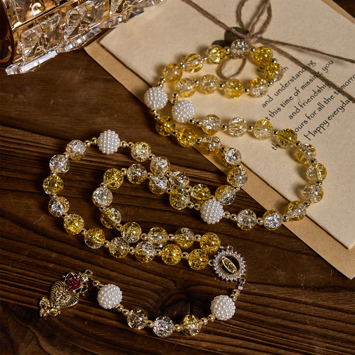 Christianartworkshop Rosario in vetro con la Madonna di Guadalupe: ricordo fedele e bellezza senza tempo - image 3