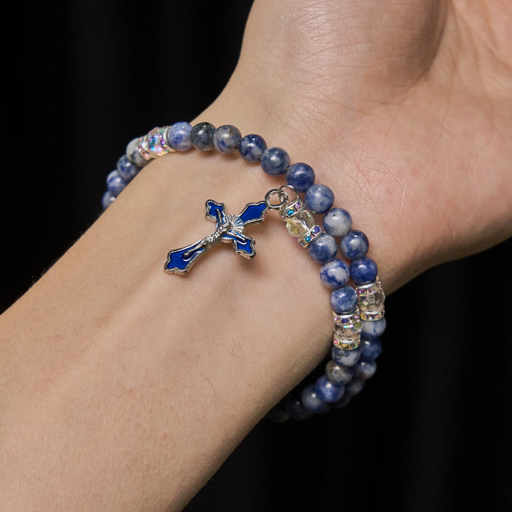 Bracciale rosario in pietra blu con filo di memoria della Sacra Famiglia Christianartworkshop - image 1