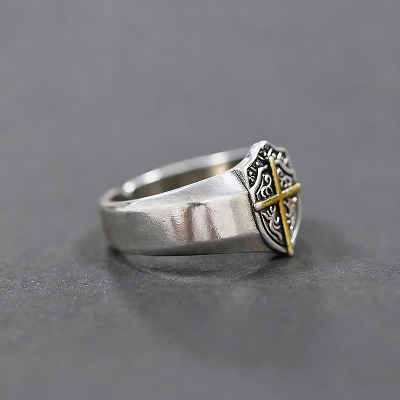 Christianartworkshop Anello con croce e scudo: protezione fedele e devozione senza tempo - image 2