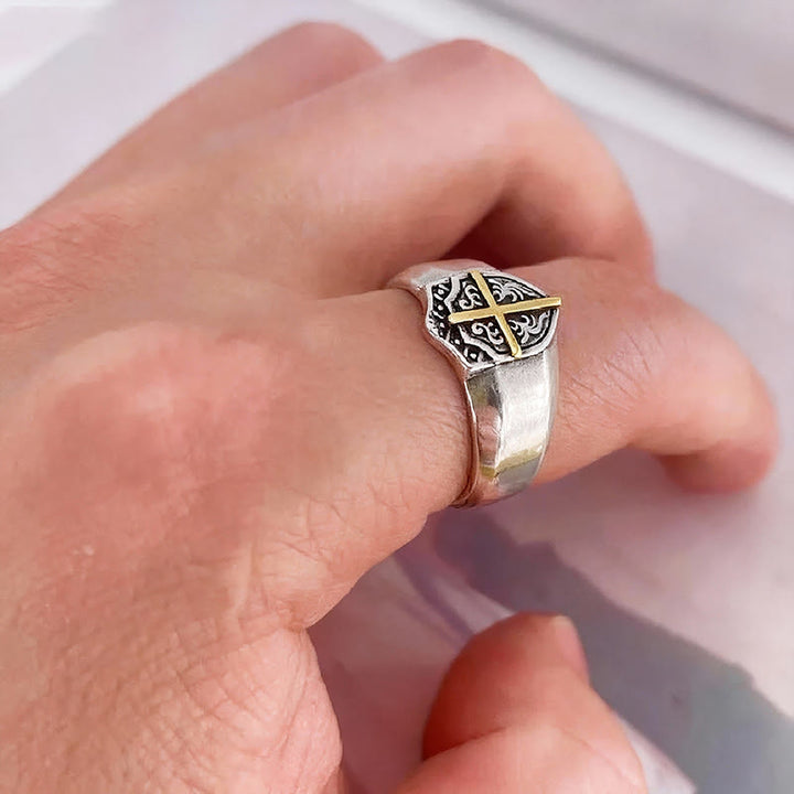 Christianartworkshop Anello con croce e scudo: protezione fedele e devozione senza tempo - image 4