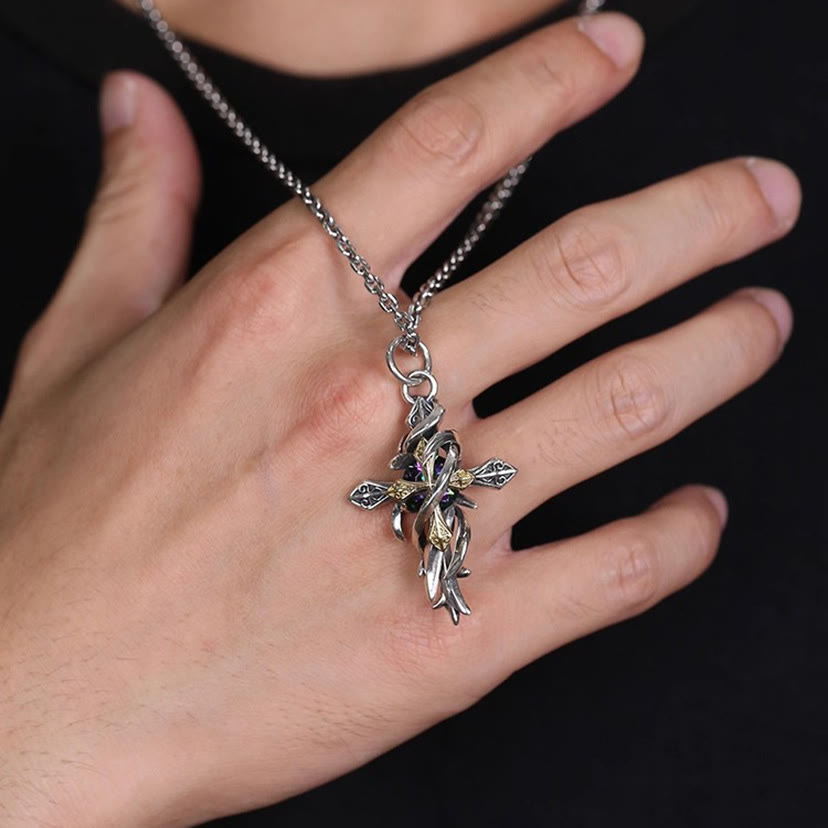 Collana con croce decorata a volute di Christianartworkshop: design bicolore per un uso quotidiano devoto - image 1