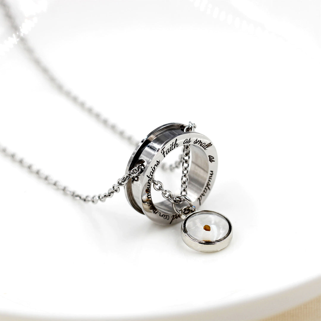 Collana "Fede come seme di senape" di Christianartworkshop: ciondoli vari e simbolo sacro da indossare ogni giorno - image 14