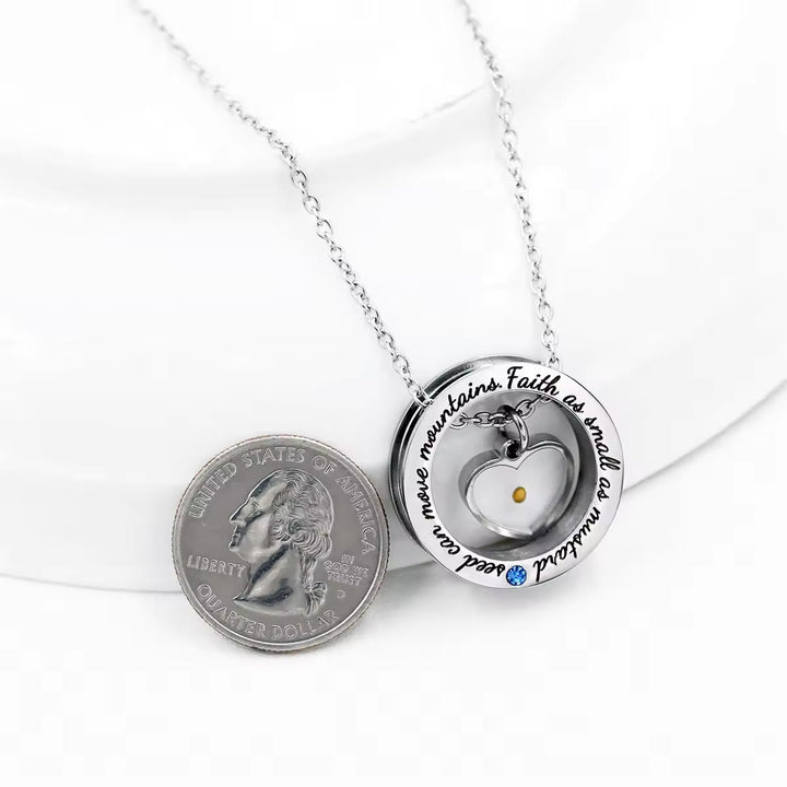Collana "Fede come seme di senape" Christianartworkshop : ciondoli vari e simbolo sacro da indossare ogni giorno - Cuore con scritture - image 0