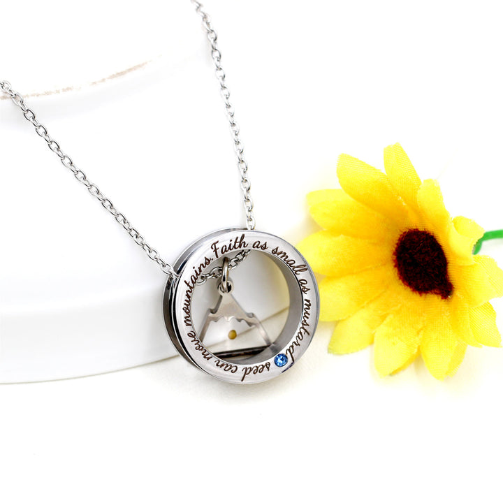 Collana "Fede come seme di senape" di Christianartworkshop: ciondoli vari e simbolo sacro da indossare ogni giorno - image 19