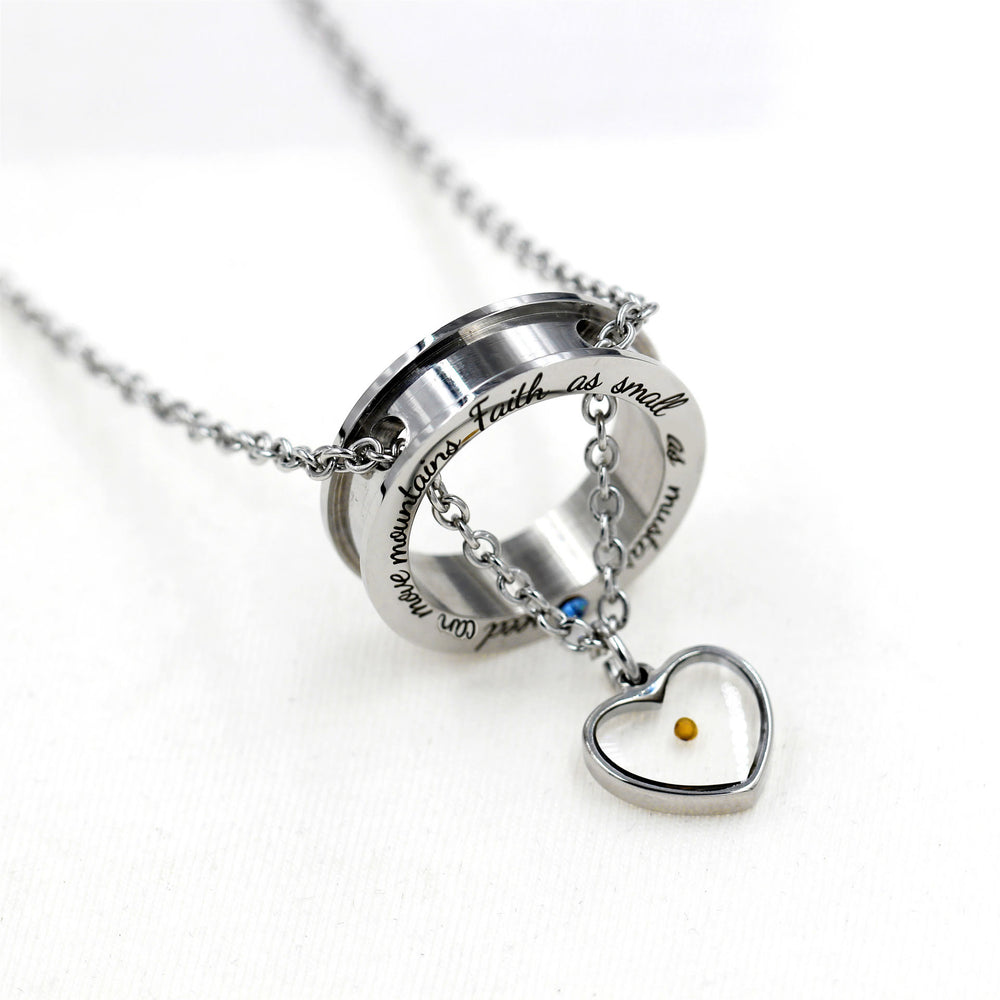 Collana "Fede come seme di senape" di Christianartworkshop: ciondoli vari e simbolo sacro da indossare ogni giorno - image 1