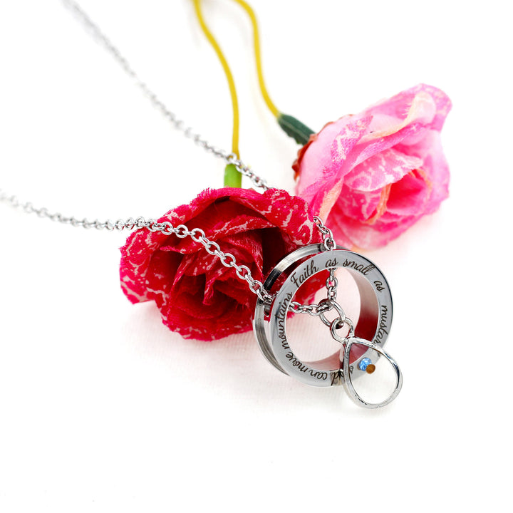 Collana "Fede come seme di senape" di Christianartworkshop: ciondoli vari e simbolo sacro da indossare ogni giorno - image 9