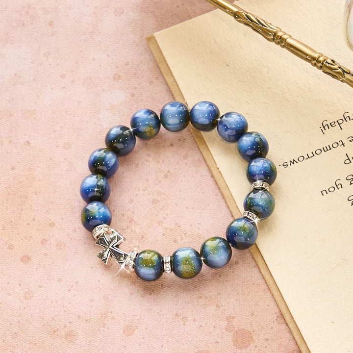 Bracciale con perline in resina a forma di croce scintillante di Christianartworkshop: tenera devozione per i momenti quotidiani - Circonferenza del polso: 6,3"-7,87''/16-20 cm - image 0