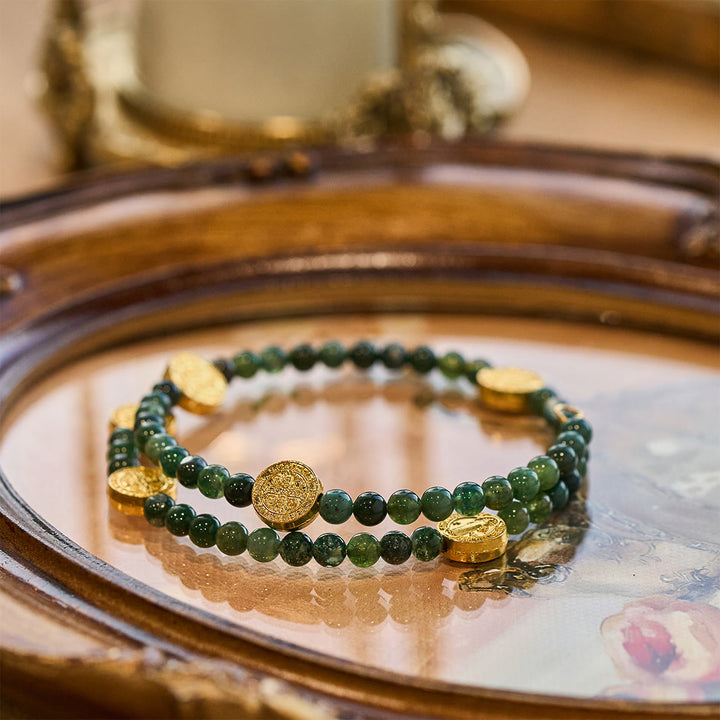 Bracciale rosario in filo di agata e erba d'acqua di Christianartworkshop: tenera devozione per i momenti quotidiani - image 2