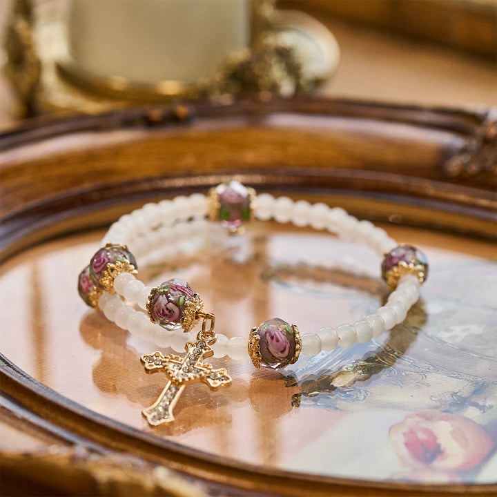 Bracciale rosario con filo di memoria con accenti floreali di Christianartworkshop: tenera devozione per i momenti quotidiani - Circonferenza del polso: 7,08"-9,06''/18-23 cm - image 0