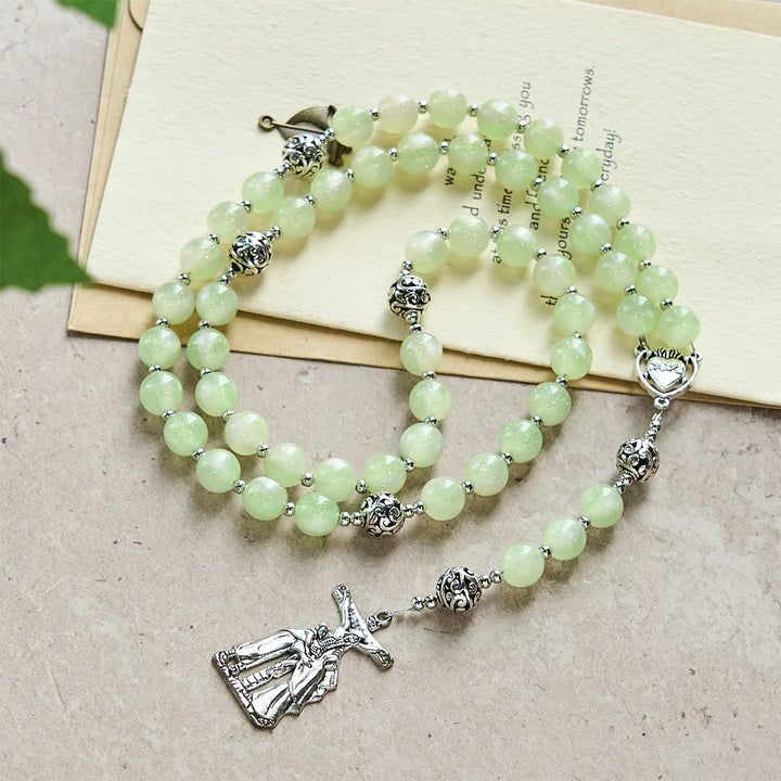 Rosario che cambia colore da verde a rosso con raggi UV di Christianartworkshop: perline Starlight e croce devozionale di Cristo - image 3