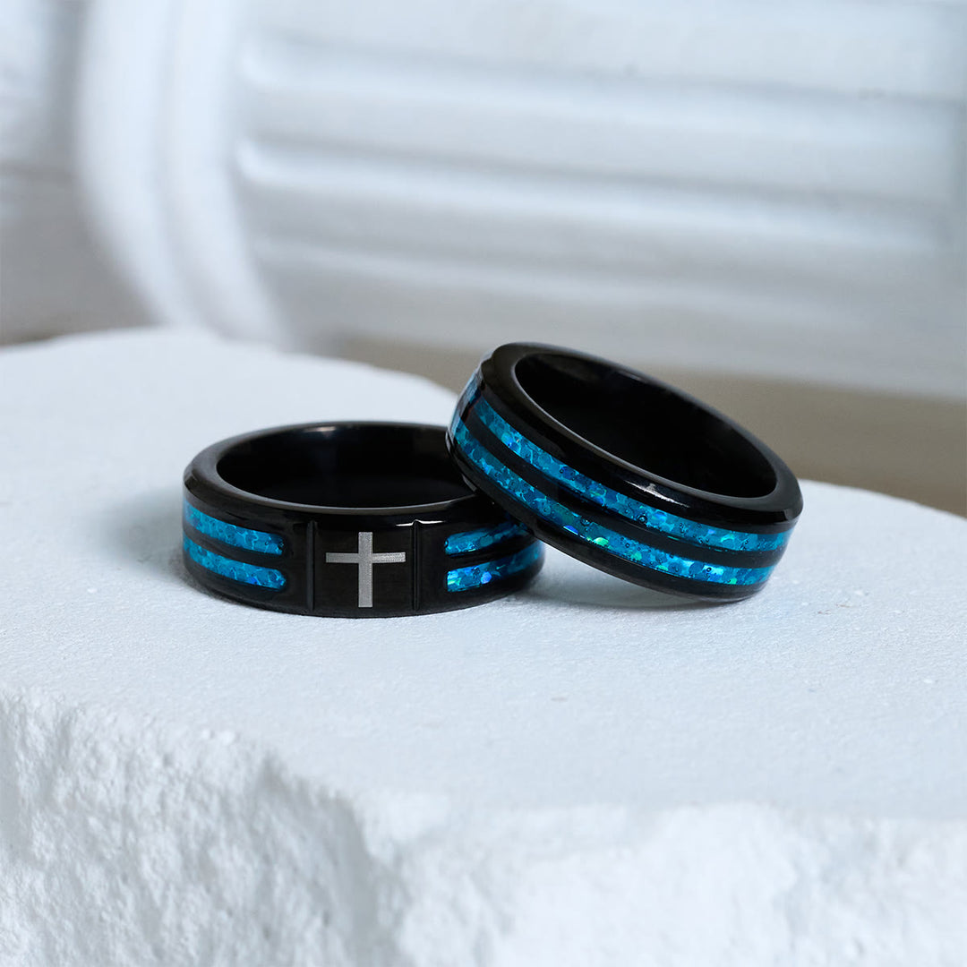 Christianartworkshop Anello moderno in acciaio al titanio con croce e intarsio blu laser: serenità nella luce blu di Cristo - image 6