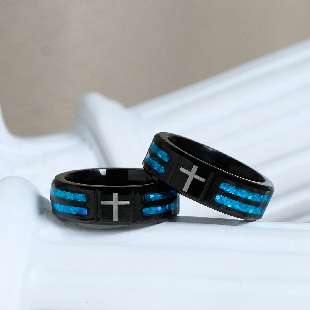Christianartworkshop Anello moderno in acciaio al titanio con croce e intarsio blu laser: serenità nella luce blu di Cristo - image 7