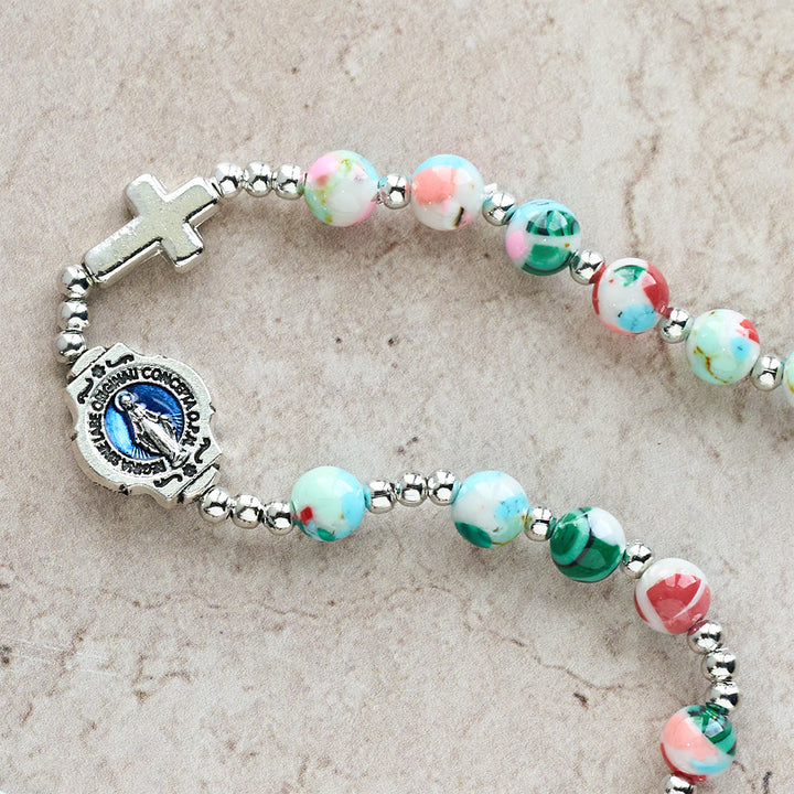 Bracciale rosario Christianartworkshop da 6 mm con luce UV pastello: tonalità pastello e devozione illuminata - image 9
