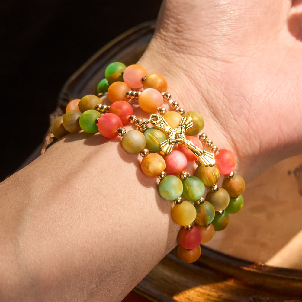 Bracciale rosario arcobaleno vibrante Christianartworkshop: perline colorate e sacra Madonna dorata - image 1