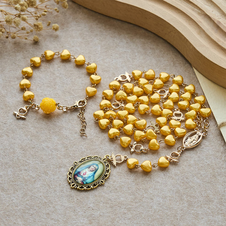 Set di rosario e bracciale con perline a cuore giallo Christianartworkshop: tenero compagno della grazia quotidiana - Set di 2 - image 0