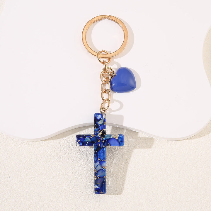 Portachiavi con croce in resina con accenti a forma di cuore di Christianartworkshop: tenera gioia per tutti - Blu scuro - image 7