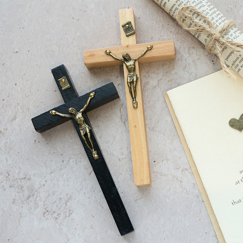 Christianartworkshop Decorazione da parete a forma di croce in legno con dettagli in metallo: devozione silenziosa per gli spazi domestici - image 1