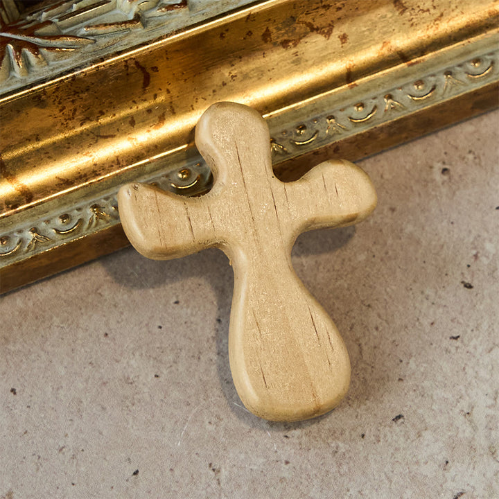 Christianartworkshop Set di sei croci tascabili in legno: Sua Grazia in viaggio - image 2