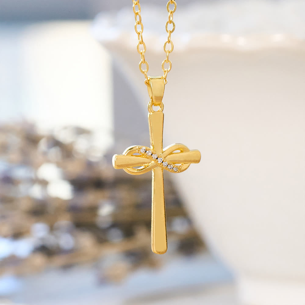 Collane con croce di Möbius e zirconi di Christianartworkshop: comfort e delicatezza con simbolismo sacro - D'oro - image 0