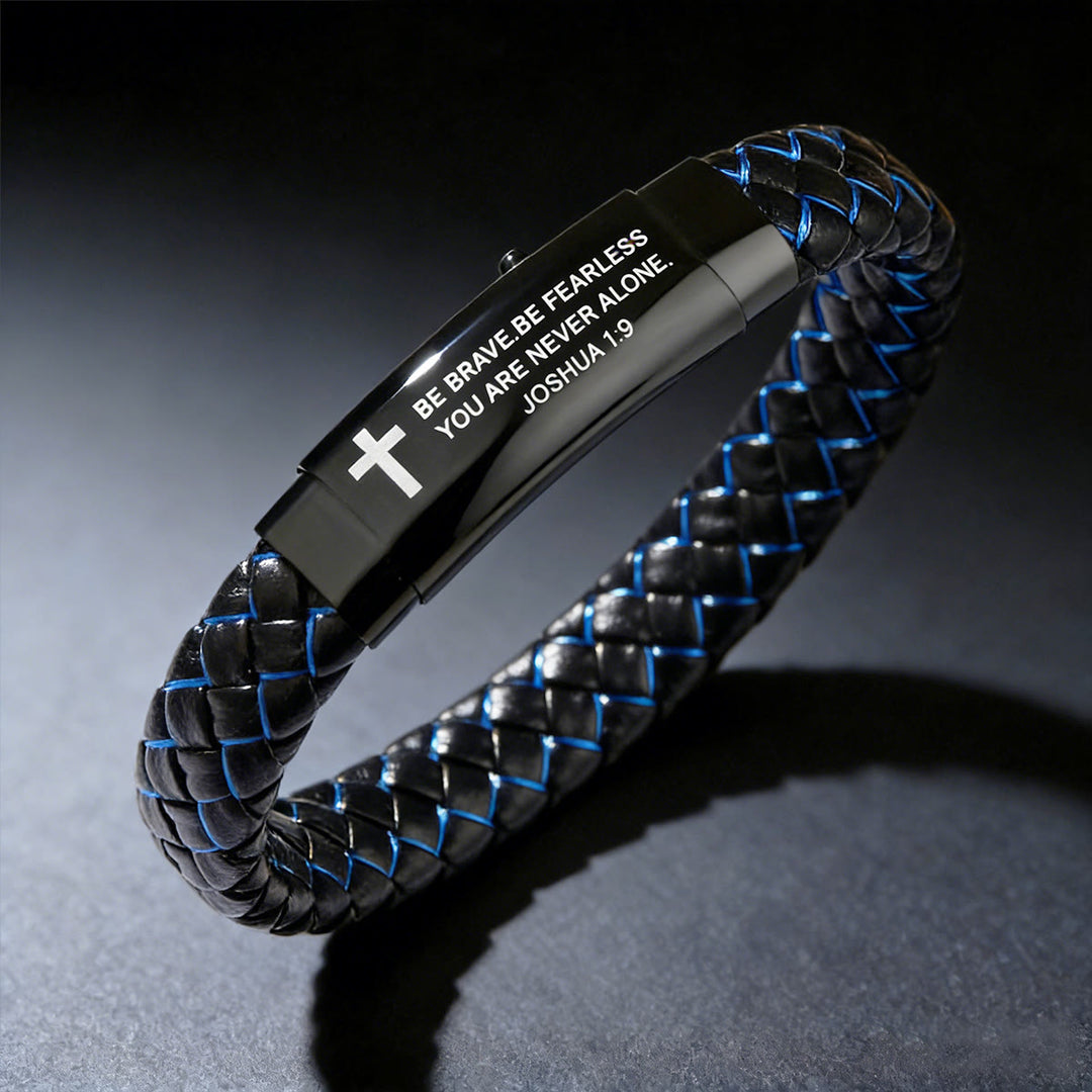 Christianartworkshop Bracciale con croce in pelle intrecciata Giosuè 1:9: coraggio audace da indossare ogni giorno - Nero e blu - image 5