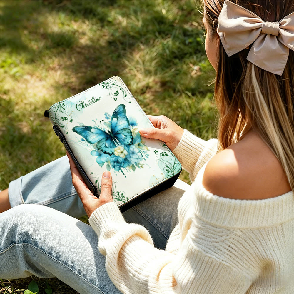 Christianartworkshop Copertina per Bibbia personalizzata con farfalla: una dolce trasformazione per la Sua Parola - image 1