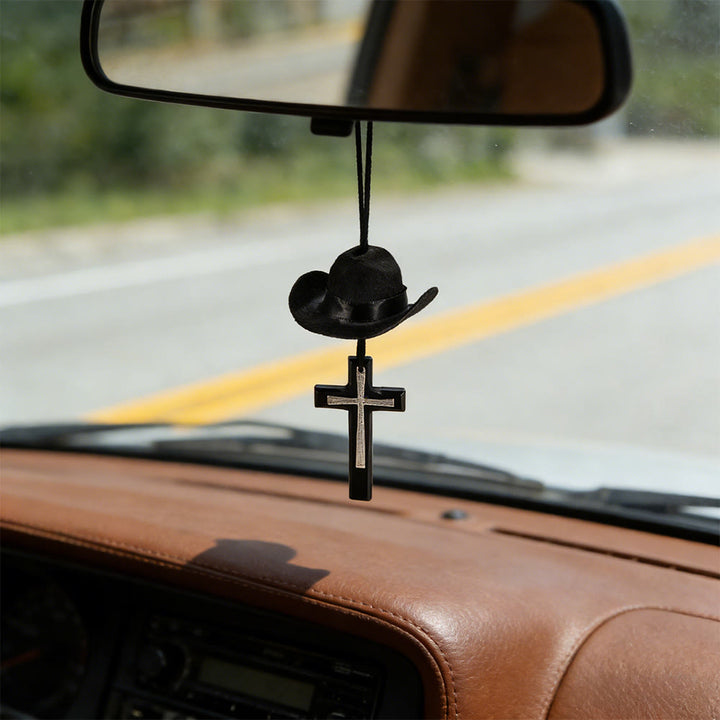 Christianartworkshop Ciondolo a forma di auto con cappello da cowboy e croce: fede incrollabile per la strada aperta - Croce in legno e metallo - Nero - Senza perlina - image 9