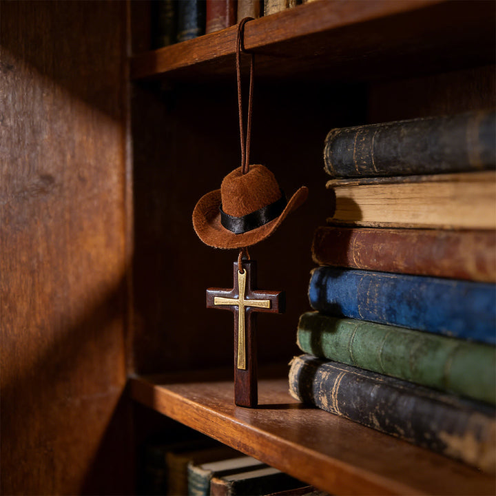 Christianartworkshop Ciondolo a forma di auto con cappello da cowboy e croce: fede incrollabile per la strada aperta - Croce in legno e metallo - Marrone - Senza perlina - image 7