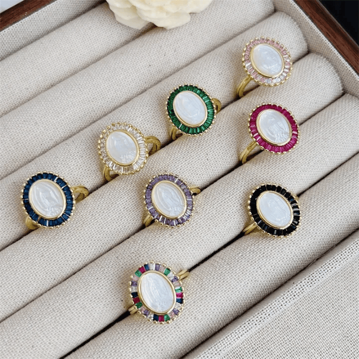 Christianartworkshop Anello Our Lady con zirconi multi-tono: grazia rilassante per le giornate frenetiche - image 1