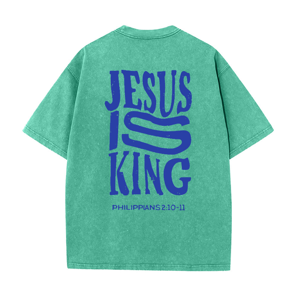 Christianartworkshop Maglietta unisex lavata con grafica Jesus Is King - Verde - 5XL - image 12