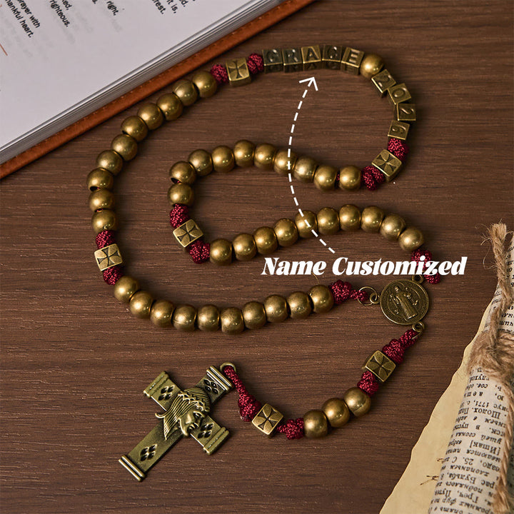 Christianartworkshop Rosario di San Benedetto in bronzo rosso Grace & Year: 2026 grani commemorativi con iniziali personalizzate - Nome personalizzato (tutto in maiuscolo) - image 6
