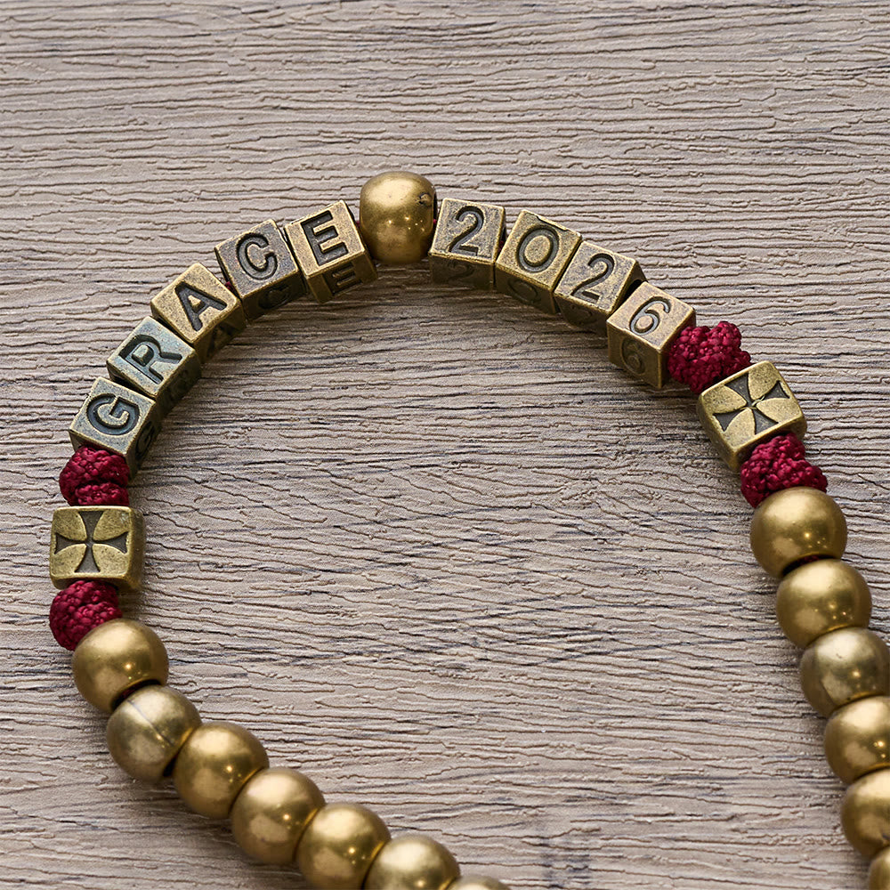 Christianartworkshop Rosario di San Benedetto in bronzo rosso Grace & Year: 2026 grani commemorativi con iniziali personalizzate - image 8