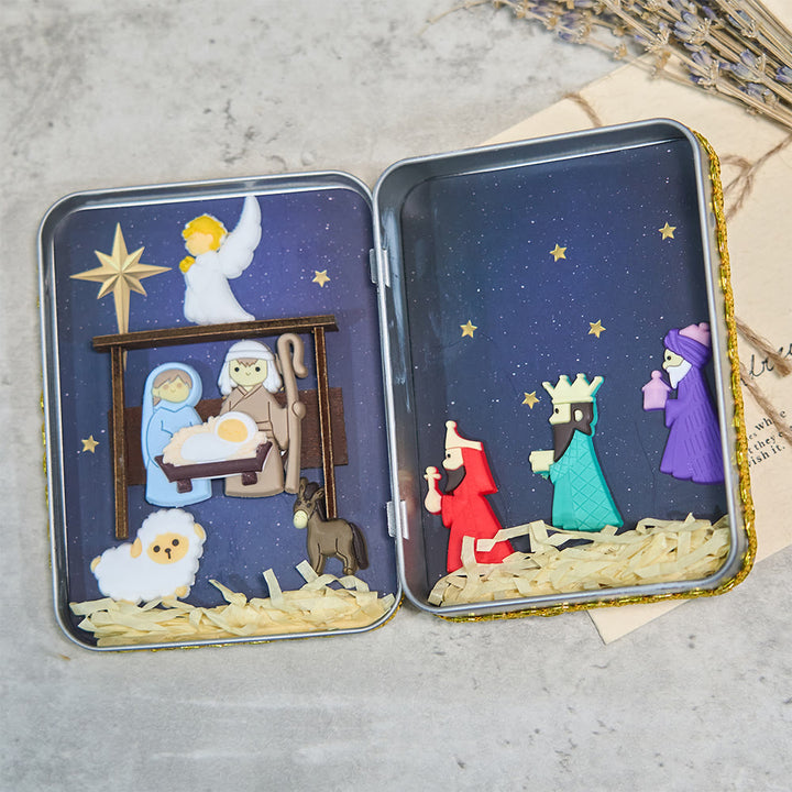 Christianartworkshop Presepe di latta: una celebrazione compatta della fede e della storia del Natale - image 4