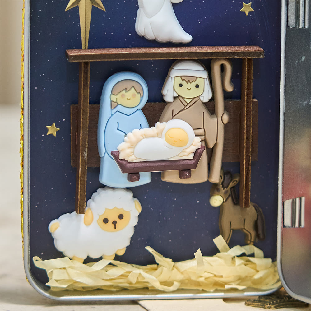 Christianartworkshop Presepe di latta: una celebrazione compatta della fede e della storia del Natale - image 3