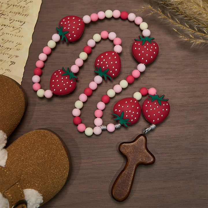Christianartworkshop Rosario per bambini con fragole dolci: bacche morbide e grani bianchi rosa per giovani credenti - image 2