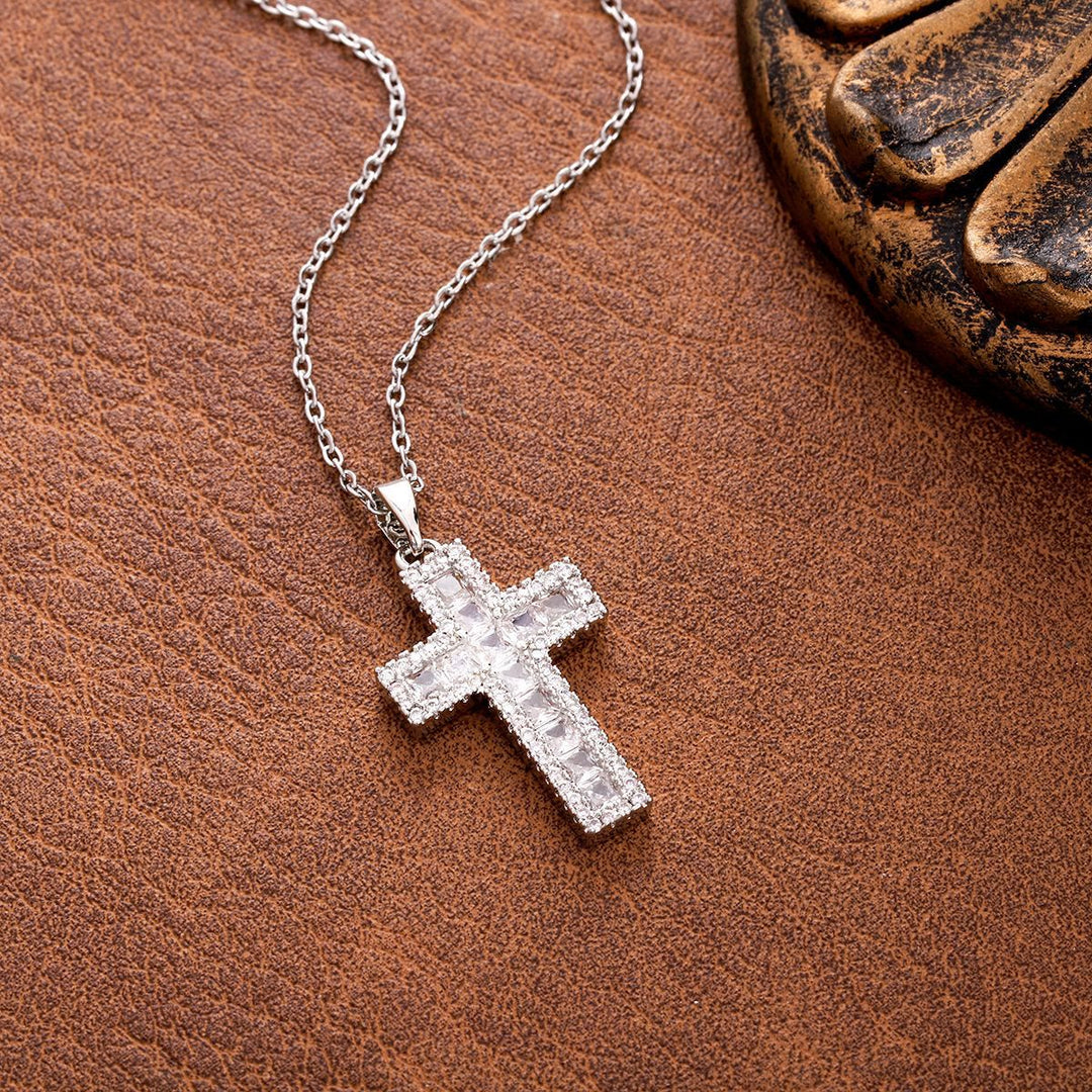 Christianartworkshop Collana con ciondolo a croce in zircone scintillante: fede radiosa da indossare ogni giorno - Argento - image 2