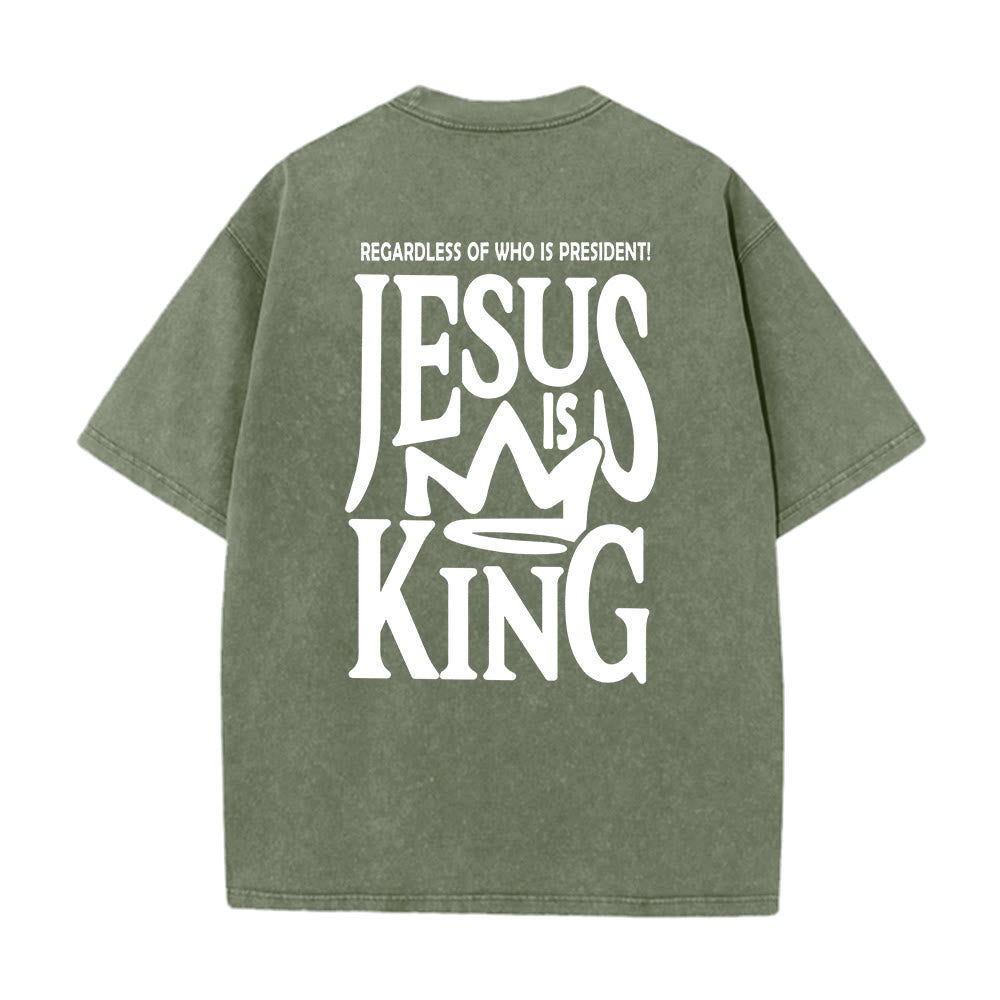 Christianartworkshop Maglietta unisex lavata con scritta Jesus is King - Verde militare - 5XL - image 14