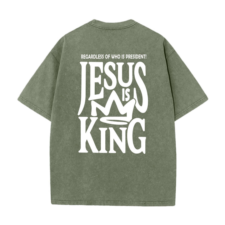 Christianartworkshop Maglietta unisex lavata con scritta Jesus is King - Verde militare - 5XL - image 14