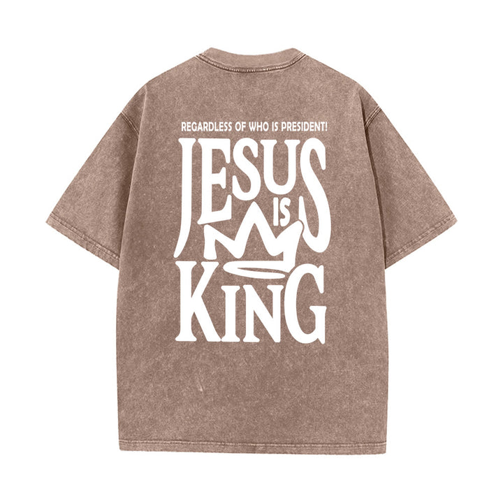 Christianartworkshop Maglietta unisex lavata con scritta Jesus is King - Caffè - 5XL - image 16
